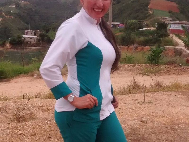 Quien ha aumentado el pecho por medio del masaje del pecho
